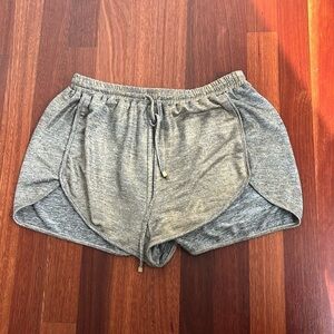 FINDERS KEEPERS gold drawstring shorts size small
